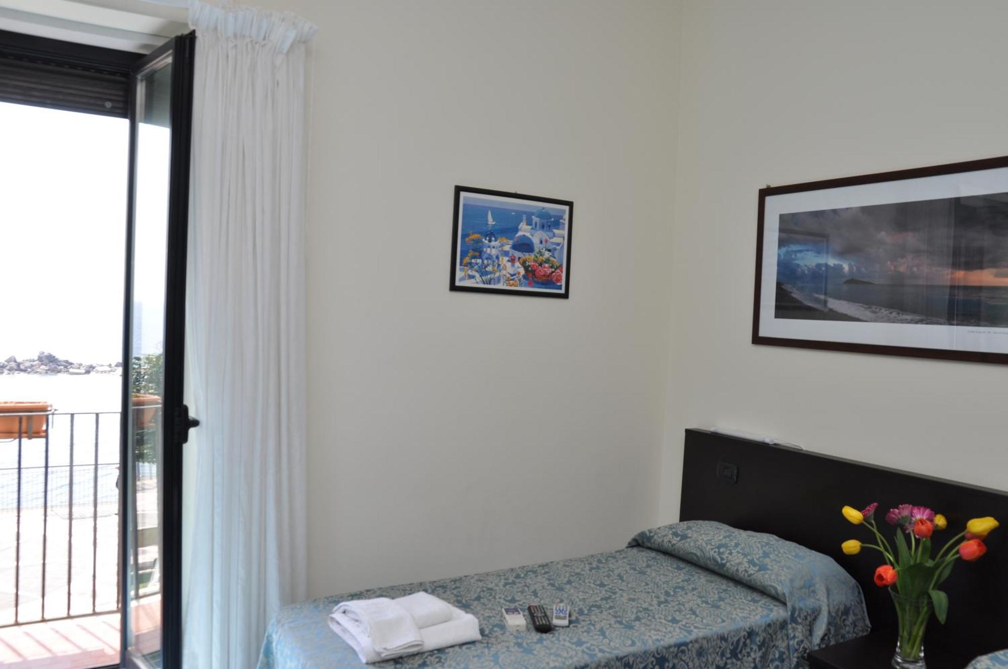 B&B Stella Maris Diamante Exterior photo